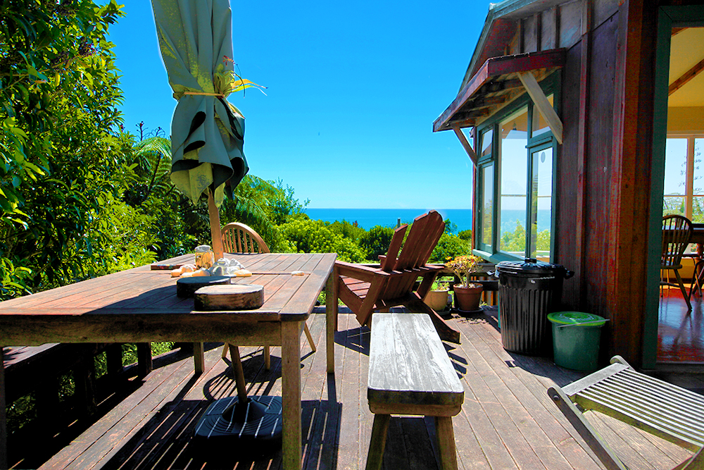 shambhala-retreat-and-guesthouse-yoga-yogi-summer-vacation-holiday-hostel-hotel-resort-accommodation-goldenbay-tasman-newzealand-southisland-cheap-affordable-budget-privatebeach-best-top-view-panorama-panoramic-ocean-beachfront-sea