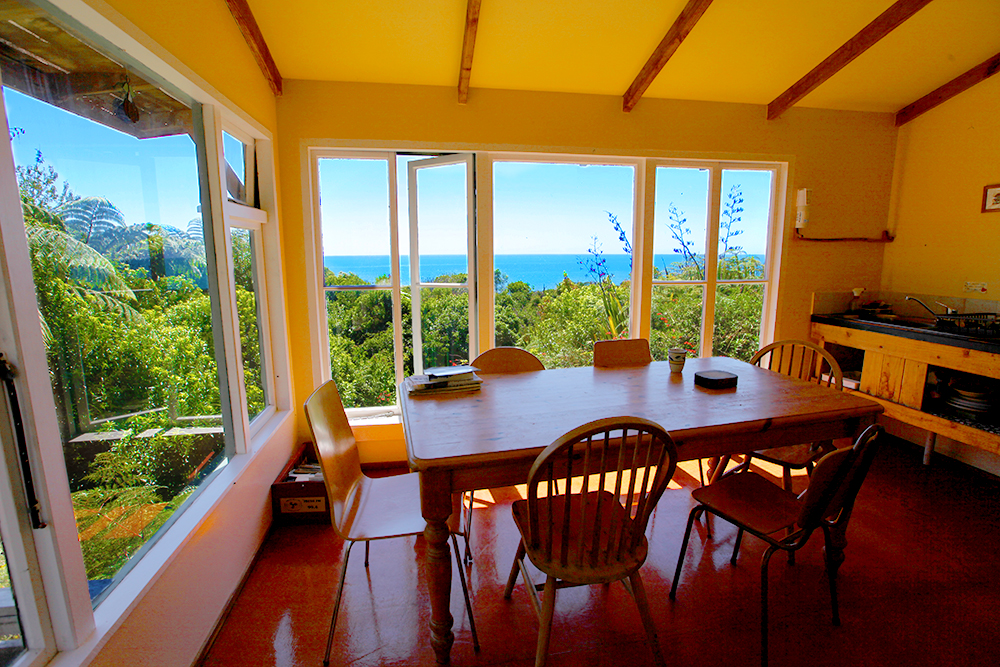 shambhala-retreat-and-guesthouse-yoga-yogi-summer-vacation-holiday-hostel-hotel-resort-accommodation-goldenbay-tasman-newzealand-southisland-cheap-affordable-budget-privatebeach-best-top-view-panorama-panoramic-ocean-beachfront-sea