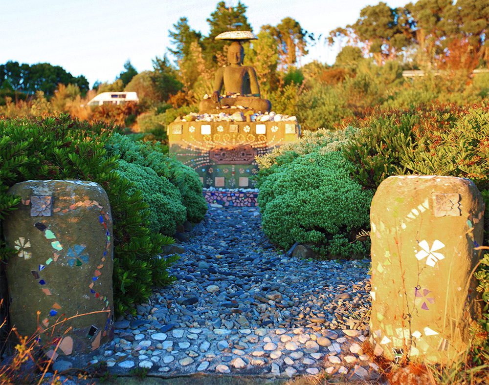 shambhala-retreat-and-guesthouse-yoga-yogi-summer-vacation-holiday-hostel-hotel-resort-accommodation-goldenbay-tasman-newzealand-southisland-cheap-affordable-budget-privatebeach-best-top-view-panorama-panoramic-ocean-beachfront-sea